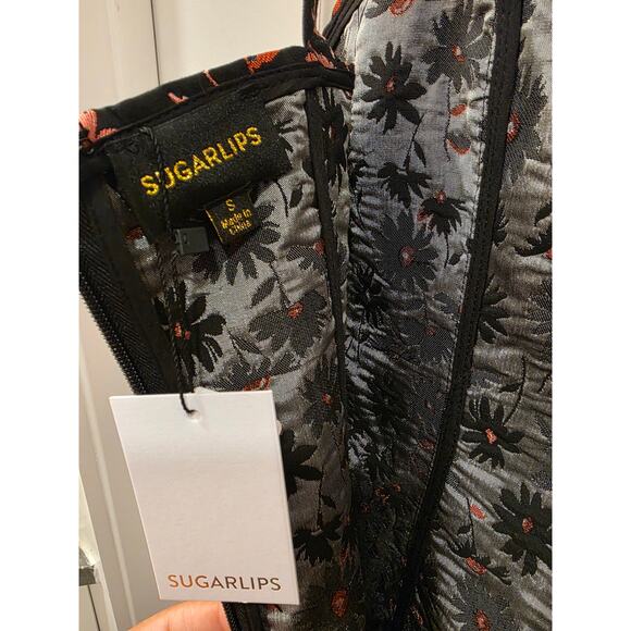 Sugarlips Black Floral Dress with Bubble Hem - Picture 3 of 6